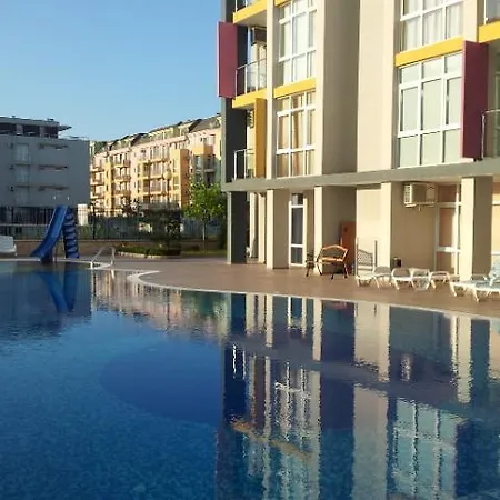 Rusavel In Sun City 3 Apartament